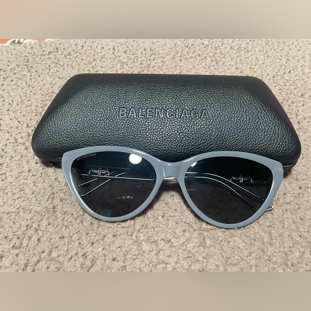 Balenciaga women’s cat eye sunglasses